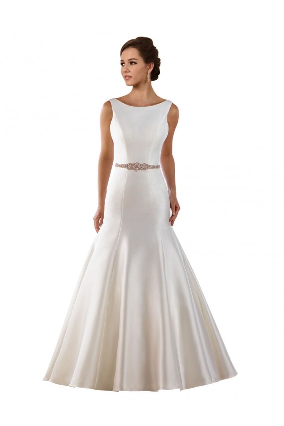 V-Back Ivory Mermaid Bateau Neck Chapel Train Modern Wedding Dress York